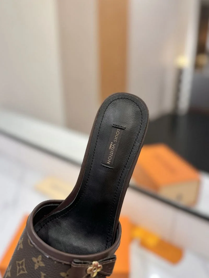 Louis Vuitton Slippers Classic 31761