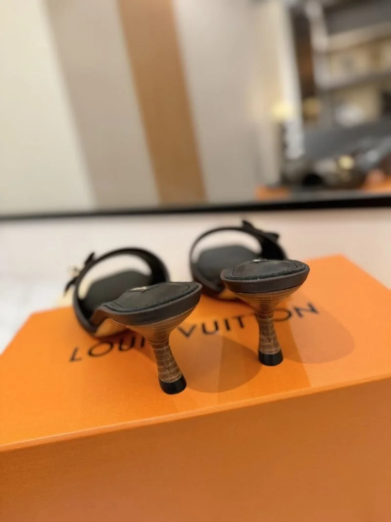 Louis Vuitton Slippers Classic 31761