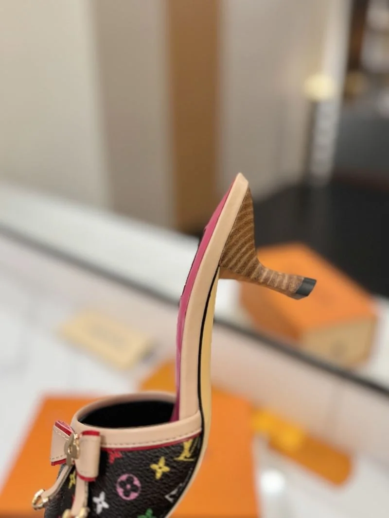 Colorful Louis Vuitton Slippers 31731