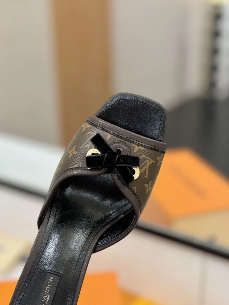 Louis Vuitton Slippers Unique 31744