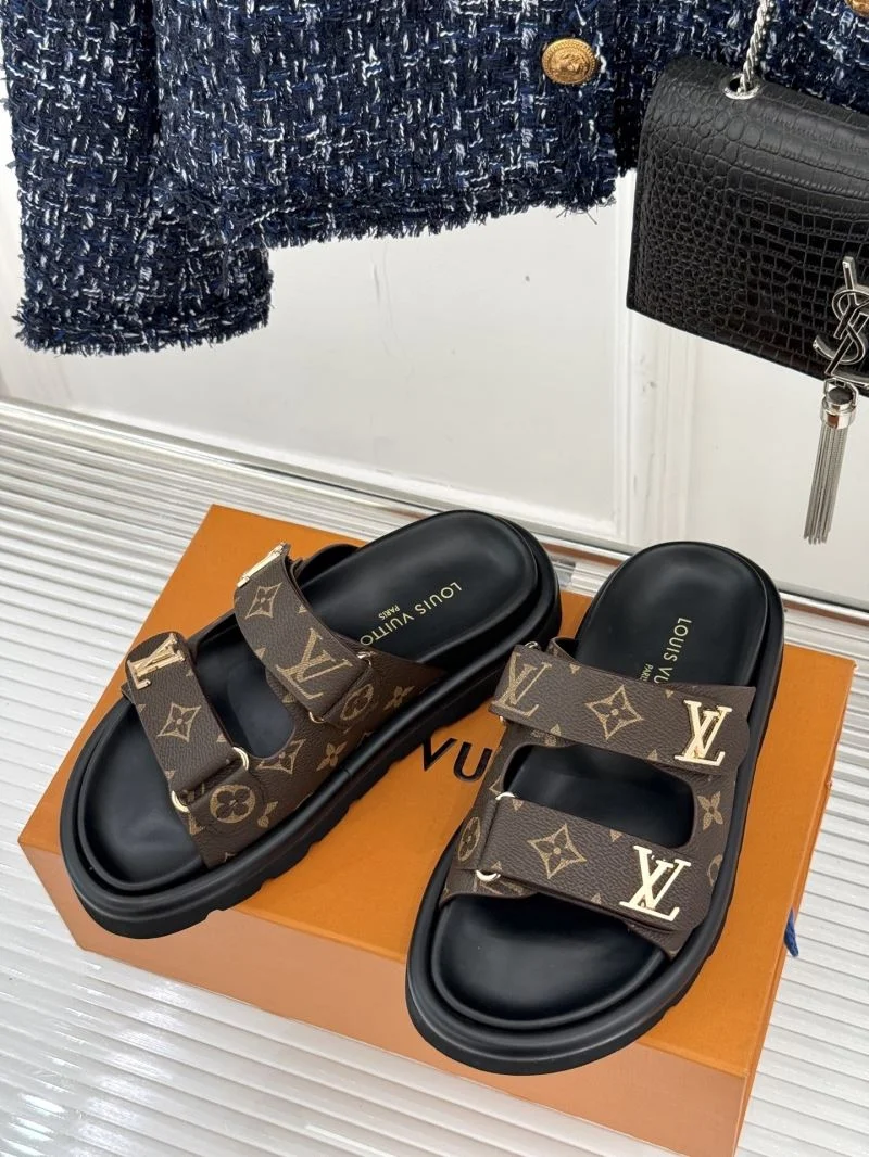 MultiPurpose Louis Vuitton Slippers 31747