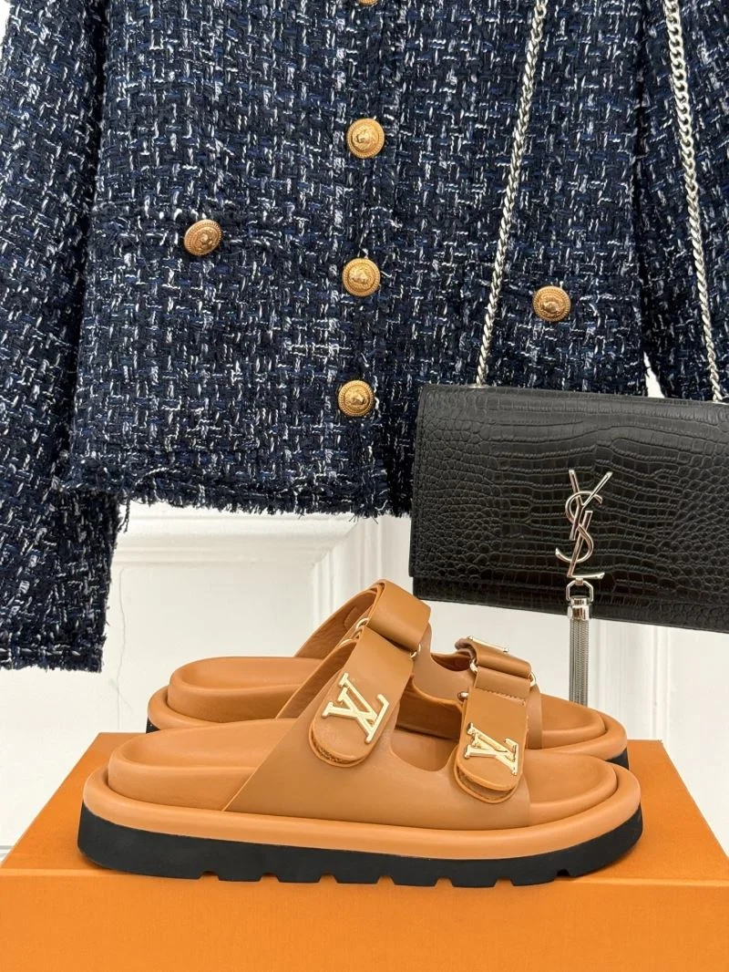 Trendy Louis Vuitton Slippers 31760