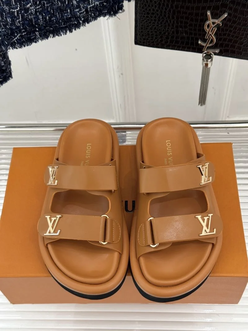 Trendy Louis Vuitton Slippers 31760