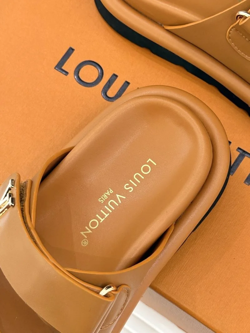 Trendy Louis Vuitton Slippers 31760