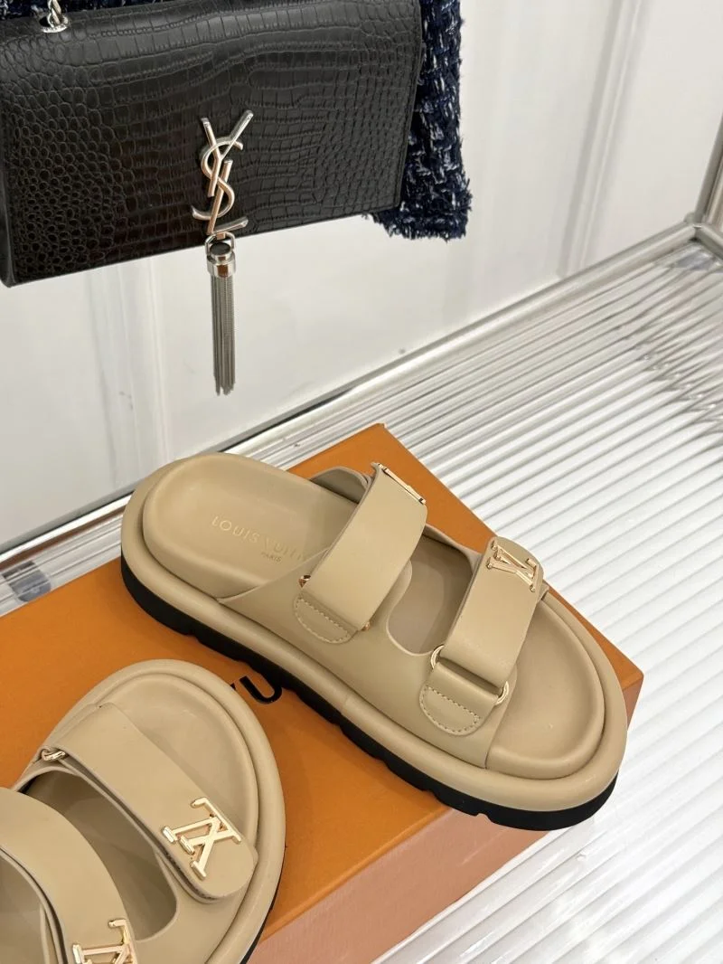 Louis Vuitton Slippers Neat 31752
