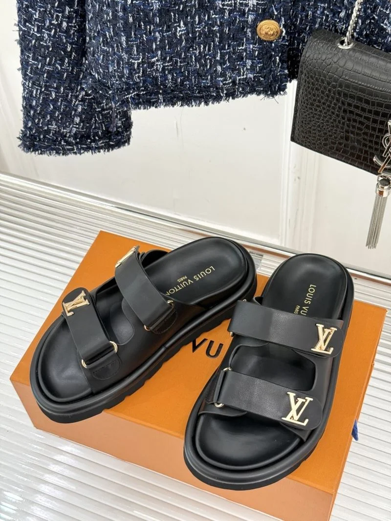 Louis Vuitton Slippers ModernLook 31741