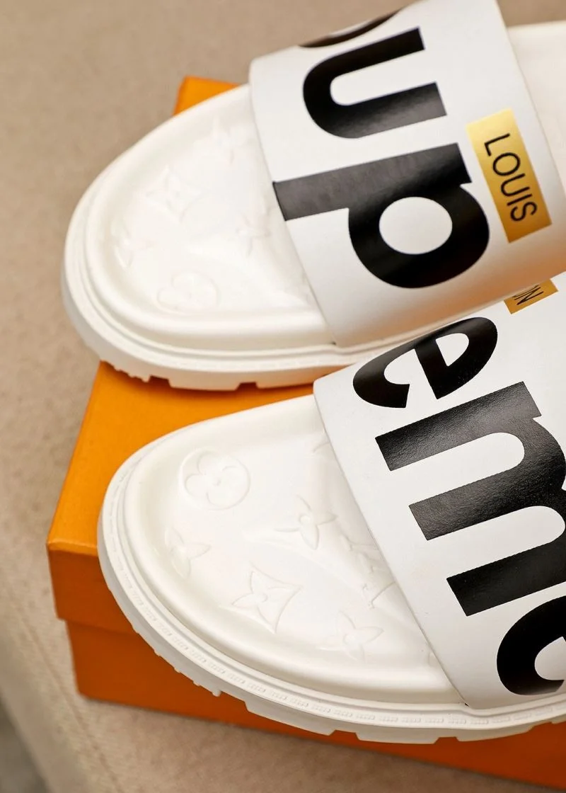 Louis Vuitton Slippers Lightweight 32695