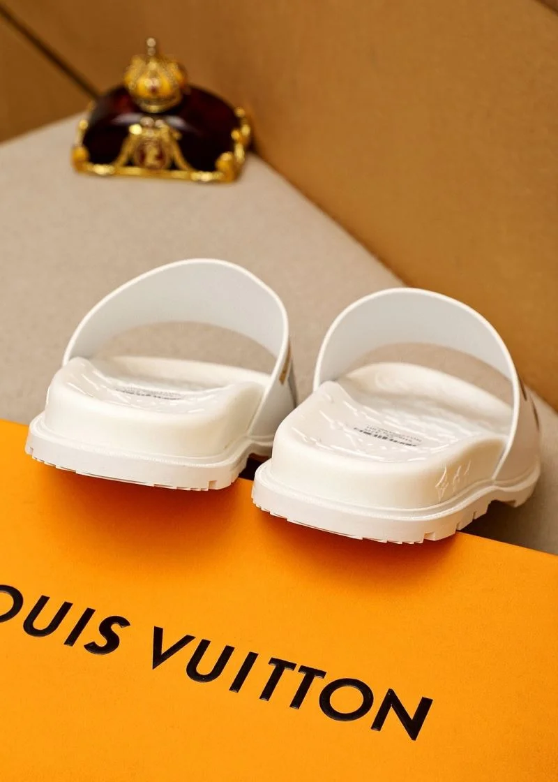 Louis Vuitton Slippers Lightweight 32695