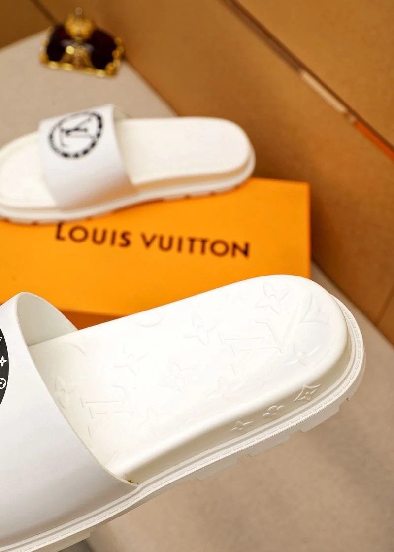 Louis Vuitton Slippers MultiPurpose 32690