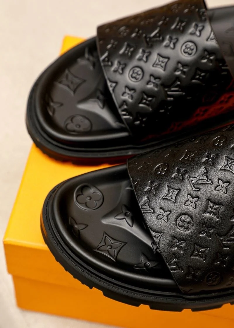 Sophisticated Louis Vuitton Slippers 32672
