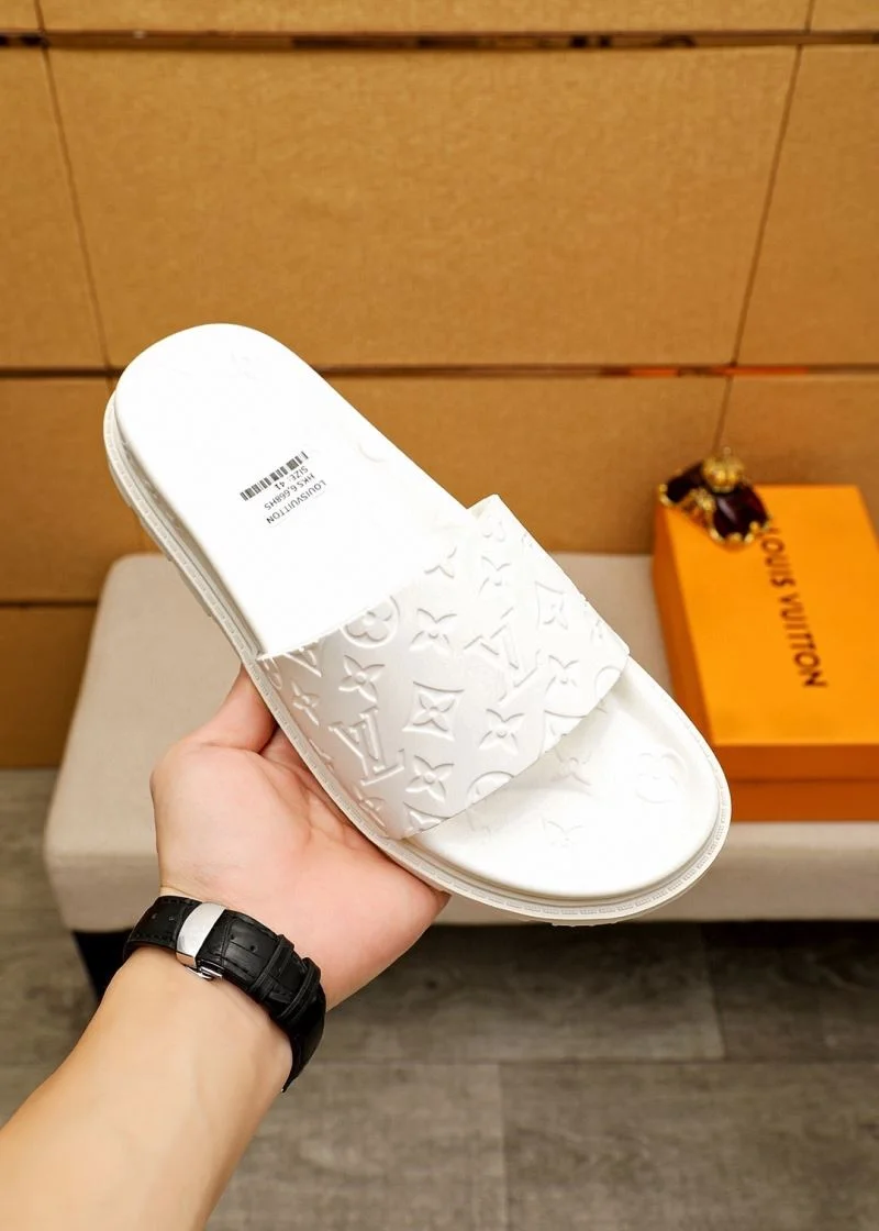 SmoothTexture Louis Vuitton Slippers 32680