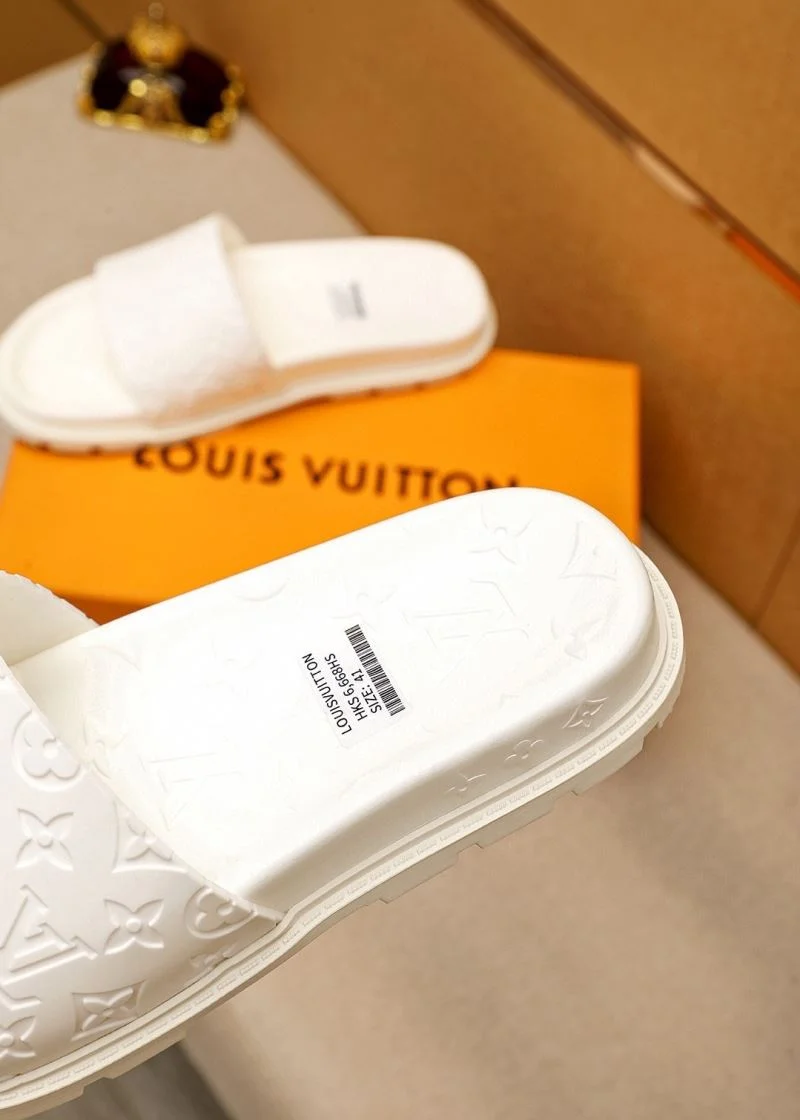 SmoothTexture Louis Vuitton Slippers 32680
