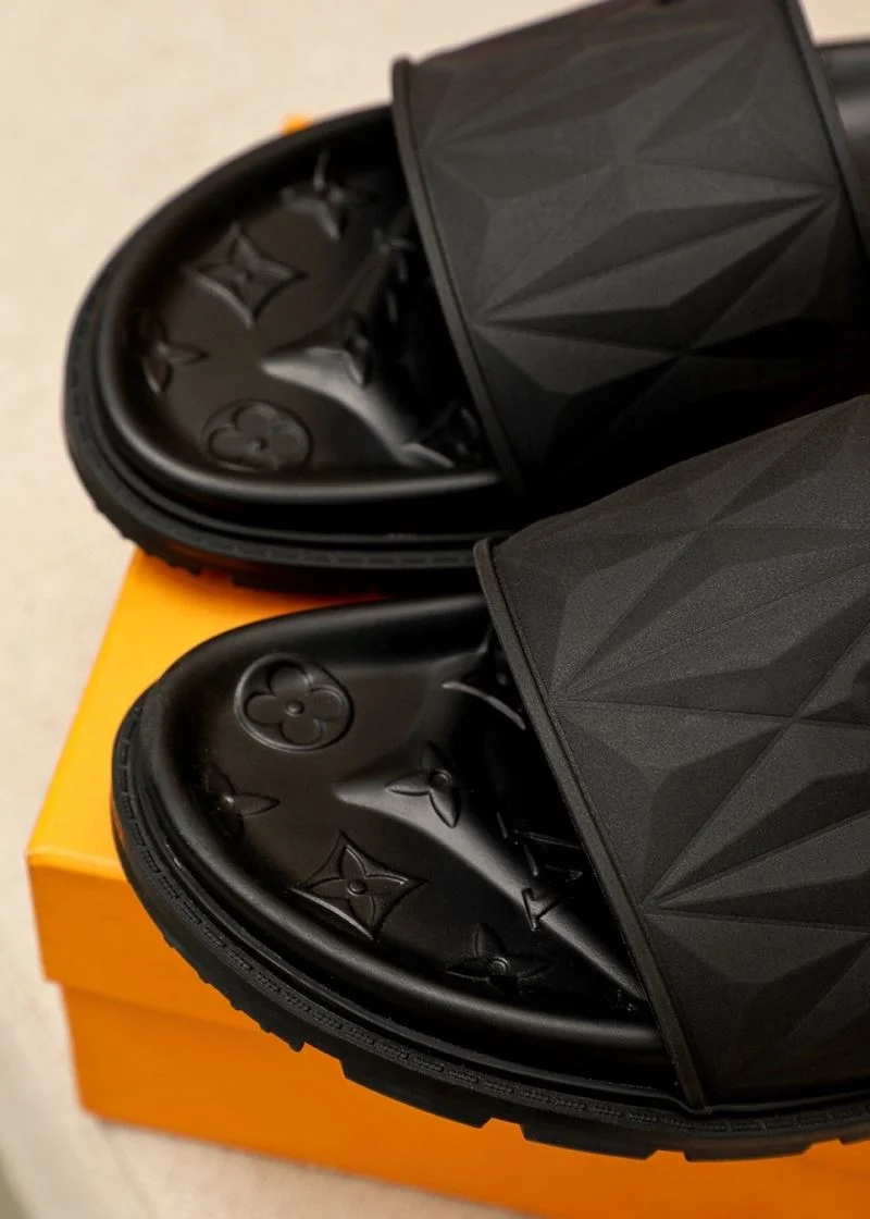 Louis Vuitton Slippers Stretchable 32673