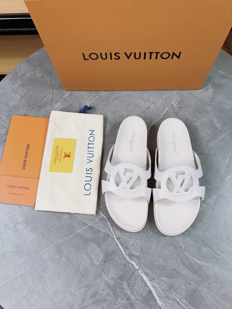SmoothTexture Louis Vuitton Slippers 32670