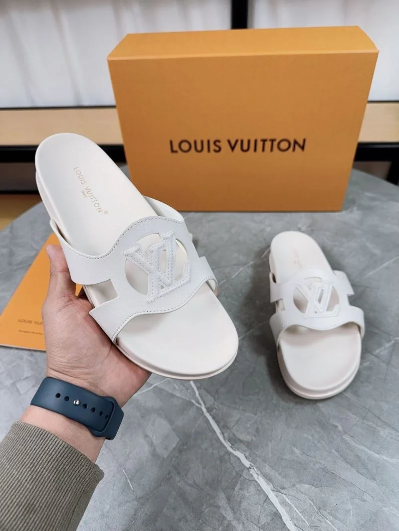SmoothTexture Louis Vuitton Slippers 32670