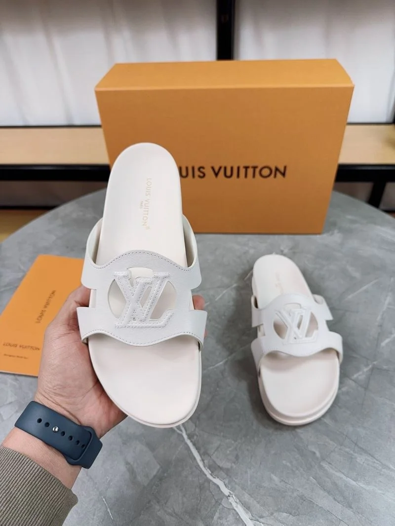 SmoothTexture Louis Vuitton Slippers 32670