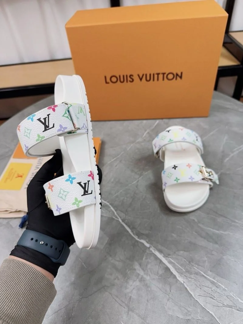 Louis Vuitton Slippers Unisex 32663