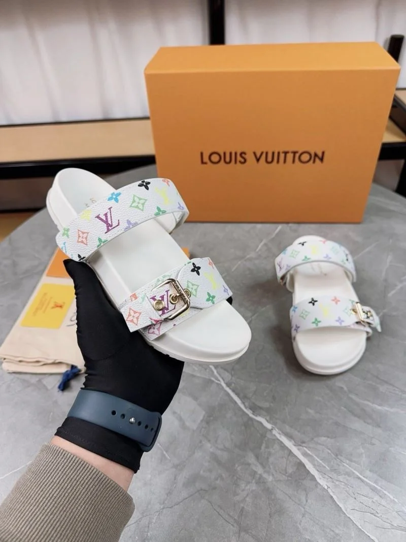 Louis Vuitton Slippers Unisex 32663