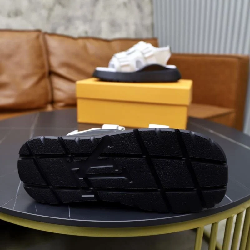 Louis Vuitton Slippers Cozy 32657
