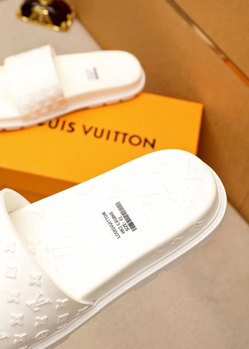 ZipUp Louis Vuitton Slippers 32649