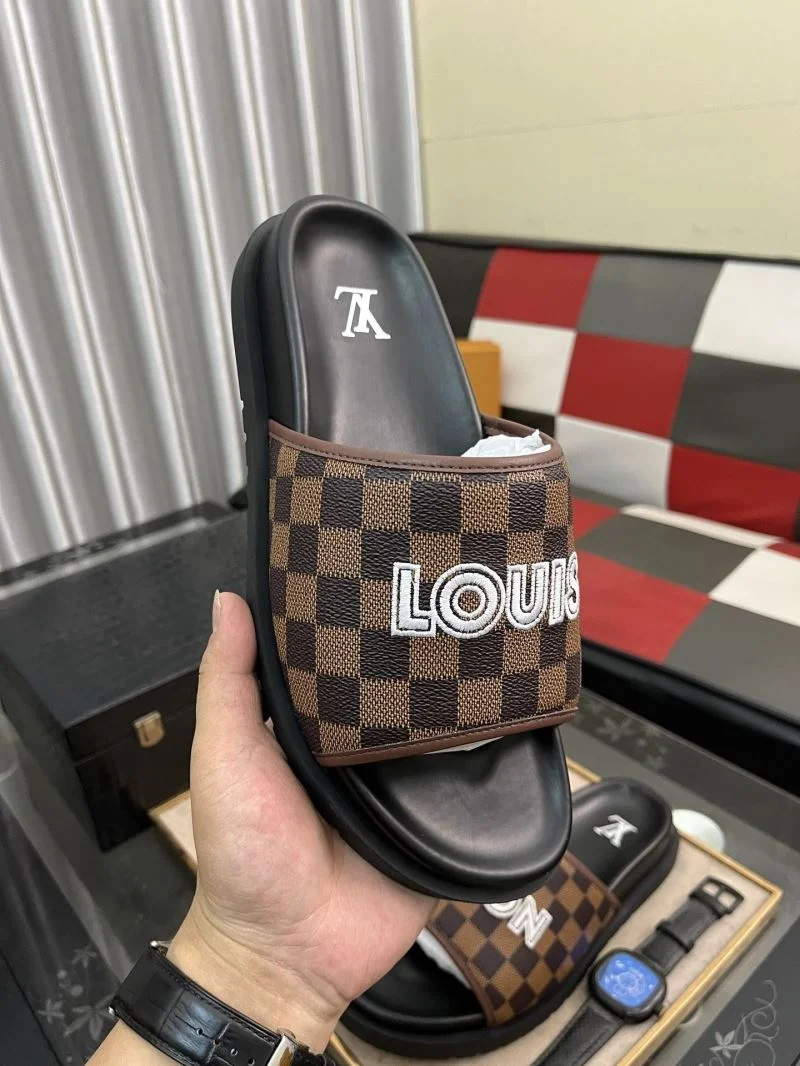 Louis Vuitton Slippers Snug 32642