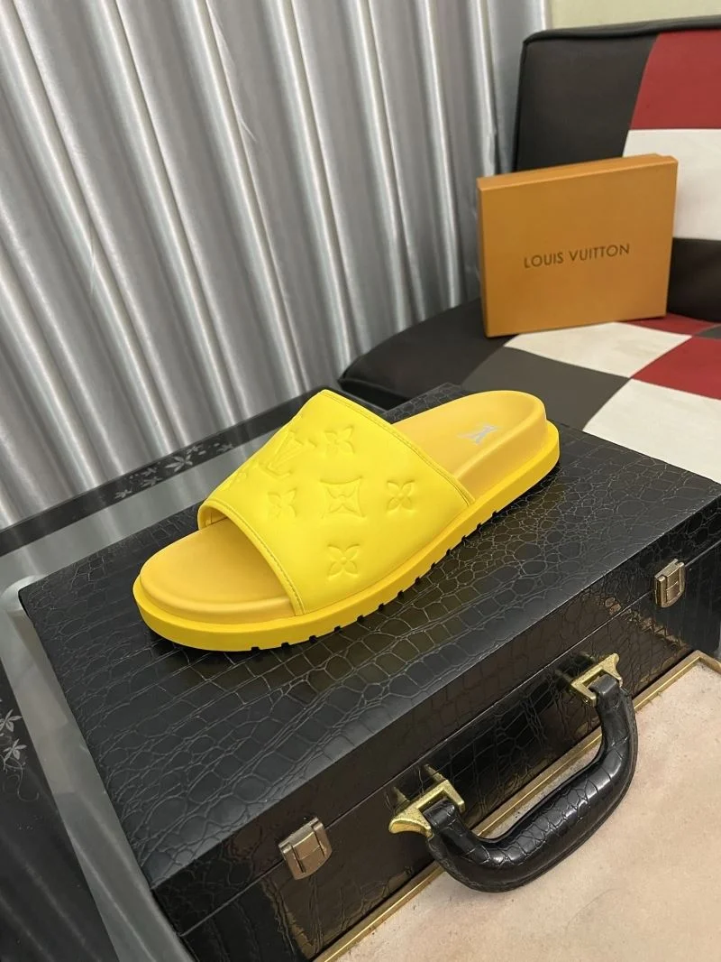 Functional Louis Vuitton Slippers 32621