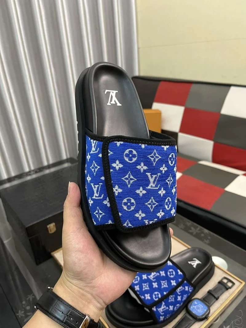 SmartChoice Louis Vuitton Slippers 32617