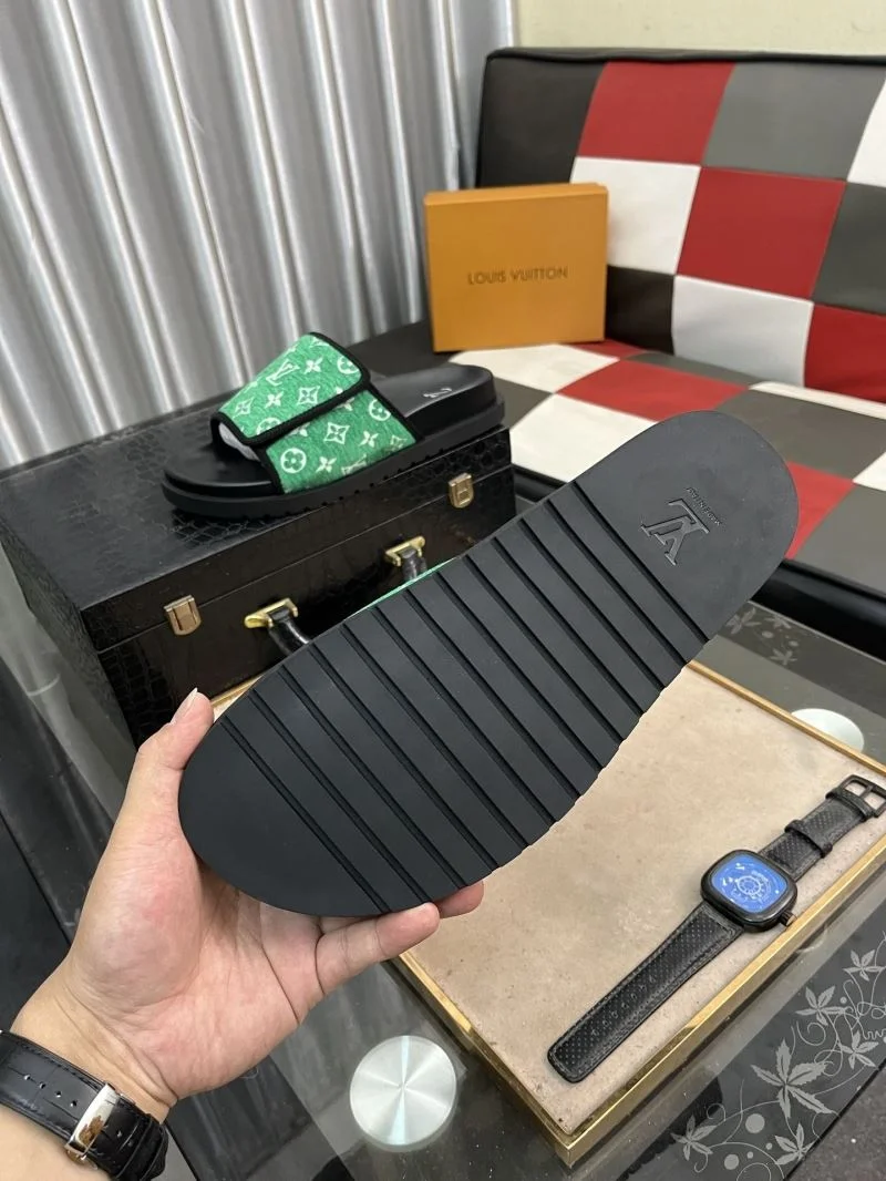 Lightweight Louis Vuitton Slippers 32609