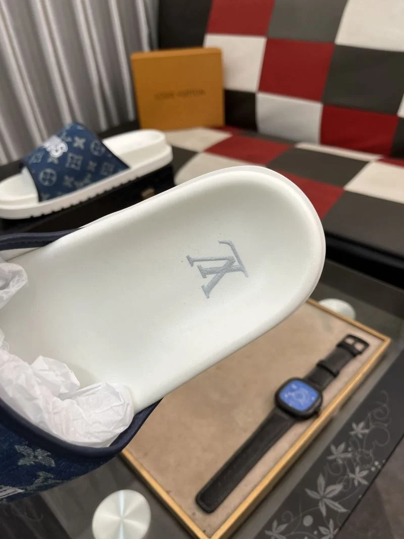 RelaxedFit Louis Vuitton Slippers 32615