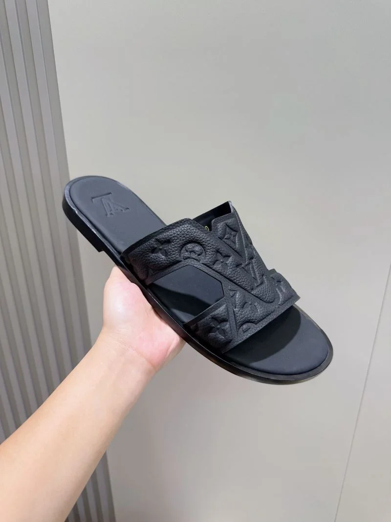 ComfortFit Louis Vuitton Slippers 32602