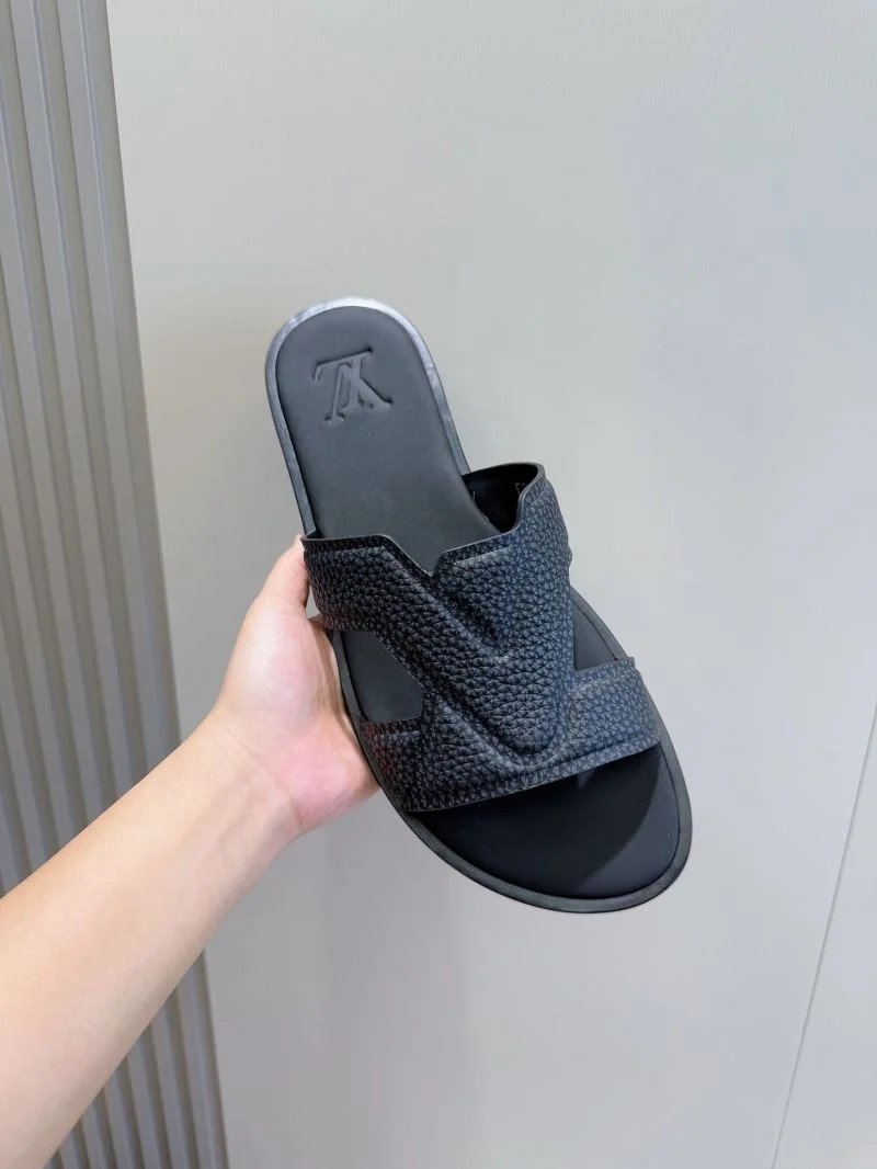 Casual Louis Vuitton Slippers 32597