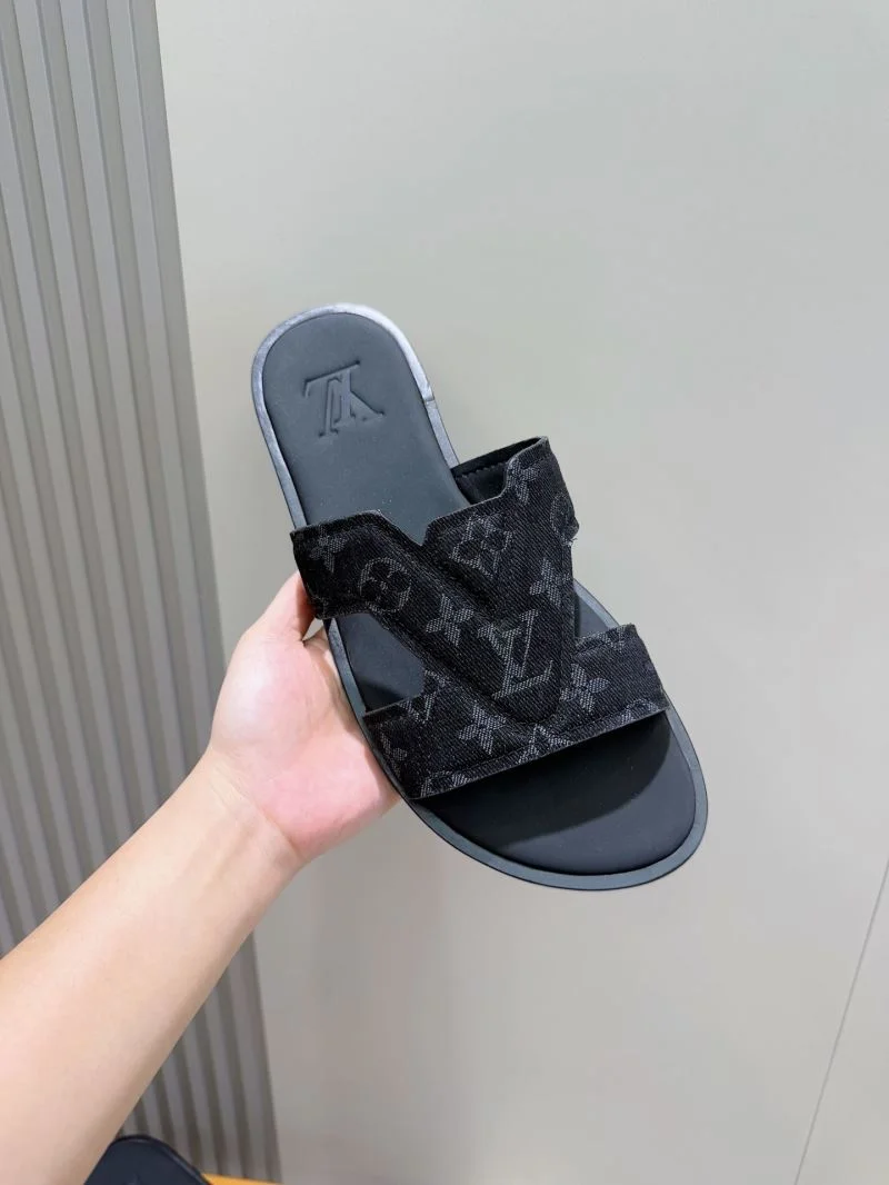 Louis Vuitton Slippers Elegant 32610