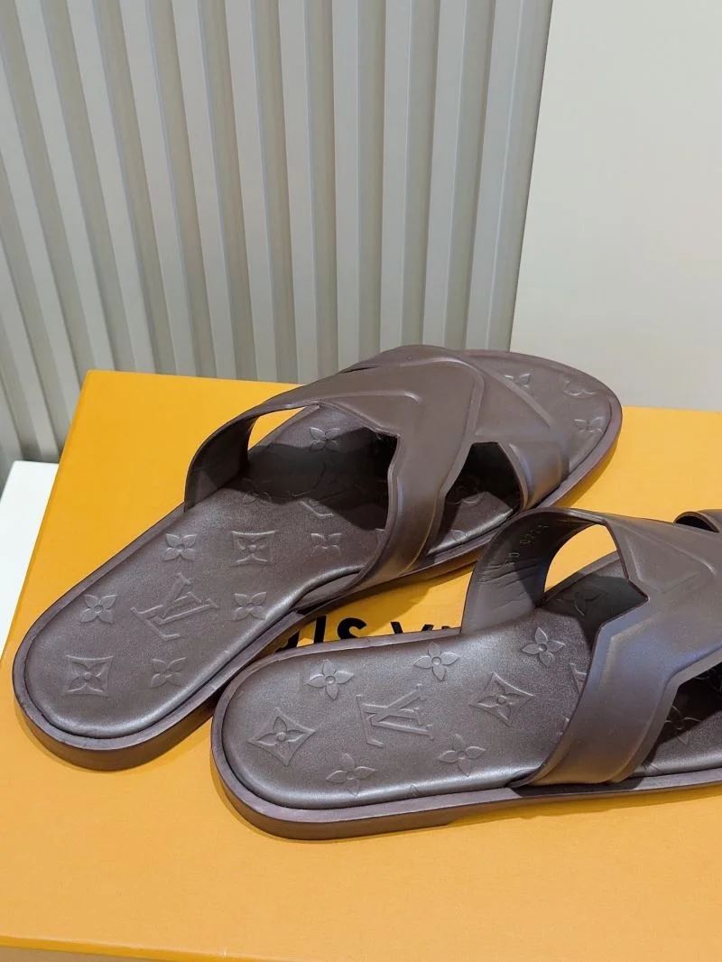 Elegant Louis Vuitton Slippers 32603