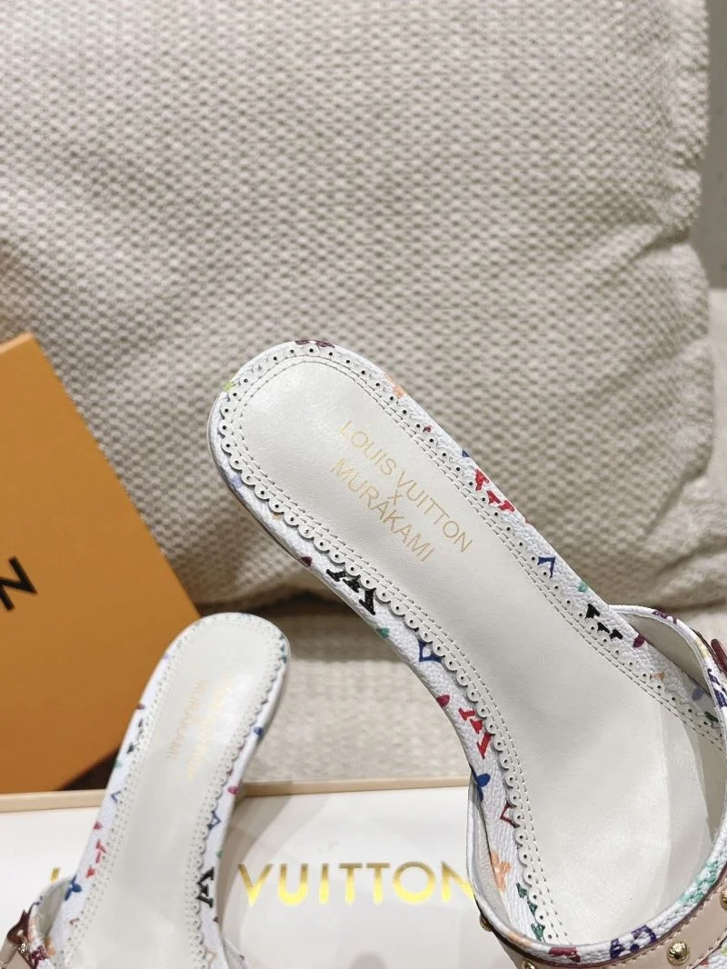 Casual Louis Vuitton Slippers 33296