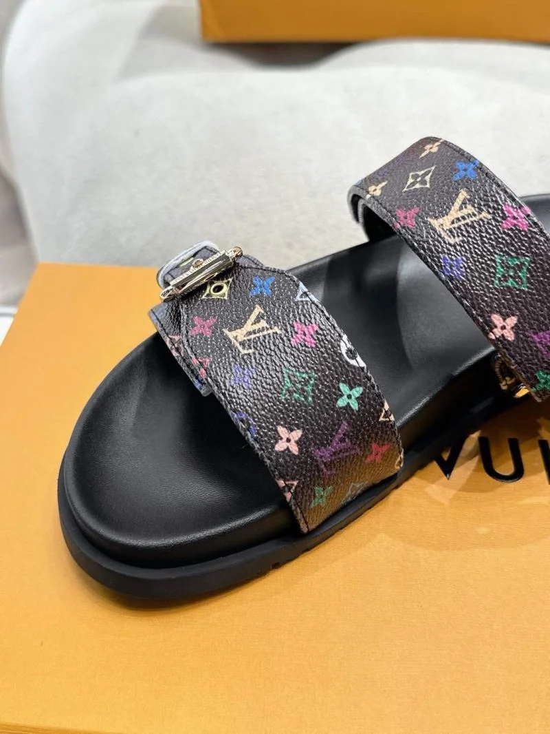 RelaxedFit Louis Vuitton Slippers 33285