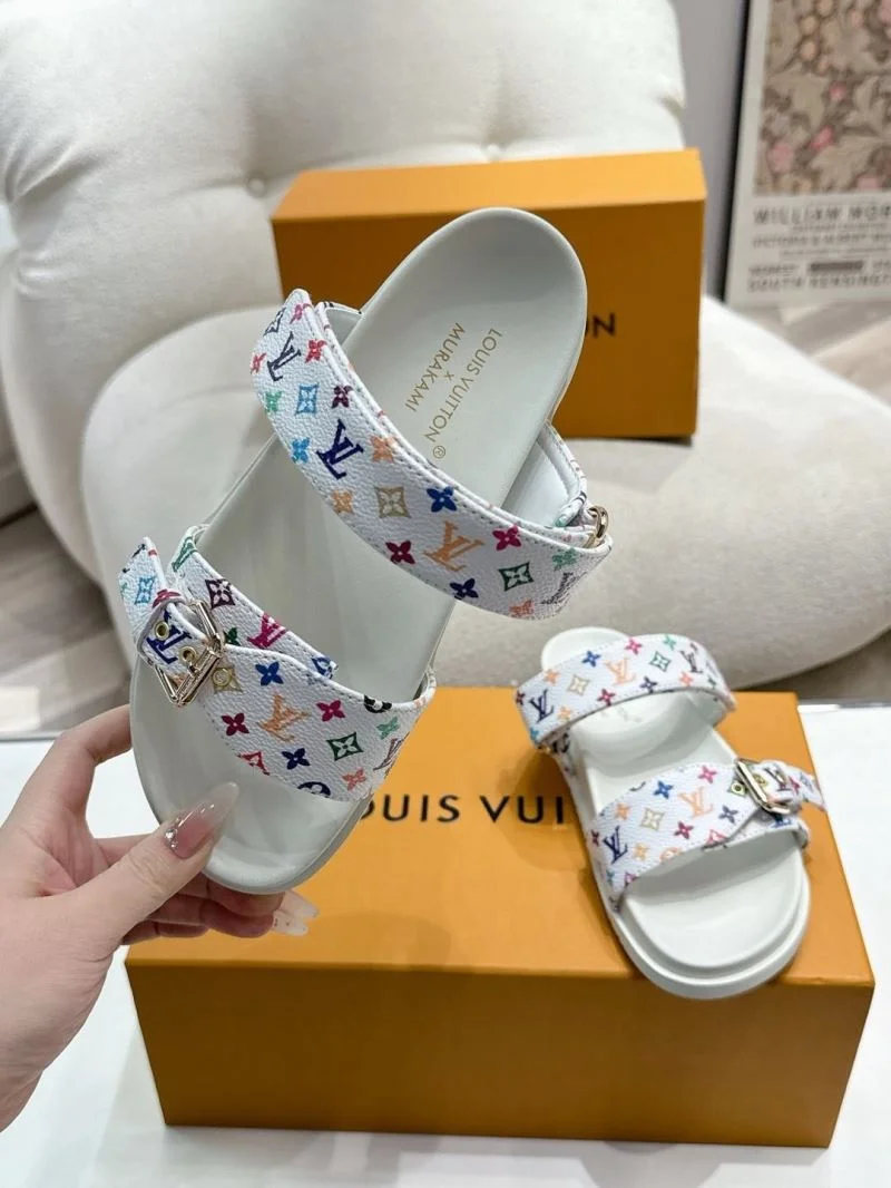 Contemporary Louis Vuitton Slippers 33298