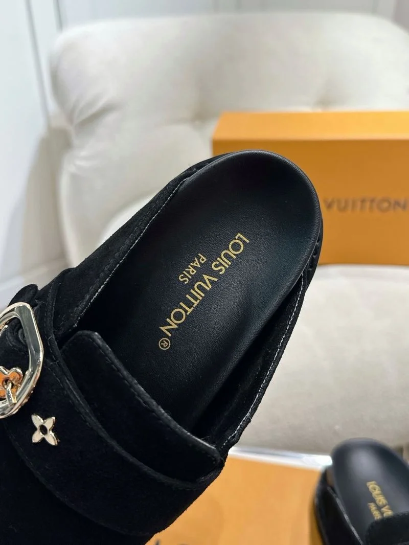 EasyMatch Louis Vuitton Slippers 33310