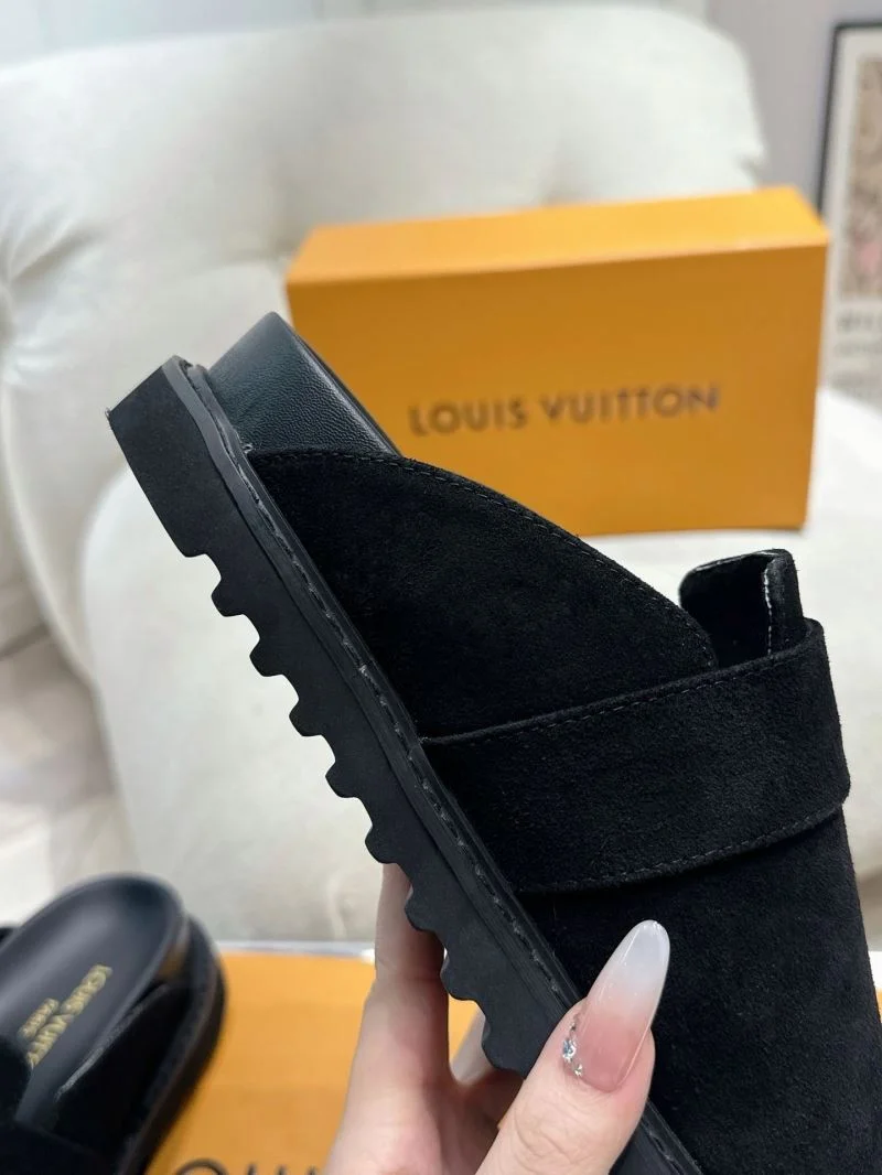EasyMatch Louis Vuitton Slippers 33310