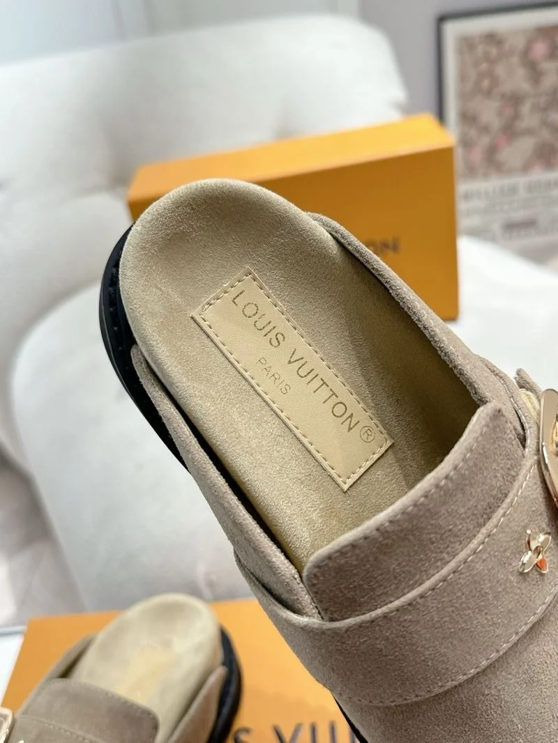 Popular Louis Vuitton Slippers 33300