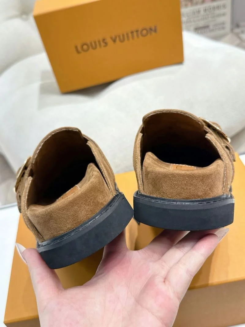 Durable Louis Vuitton Slippers 33284