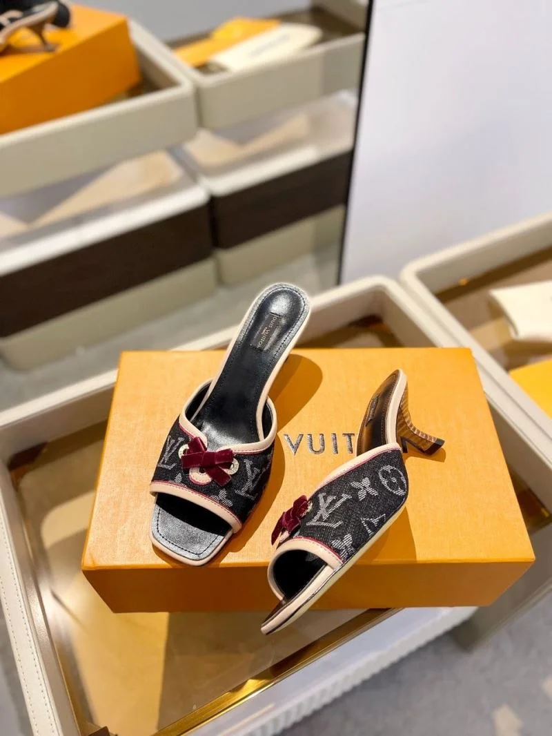 Louis Vuitton Slippers Bold 33281