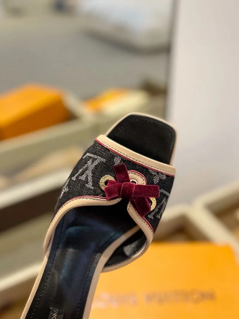 Louis Vuitton Slippers Bold 33281