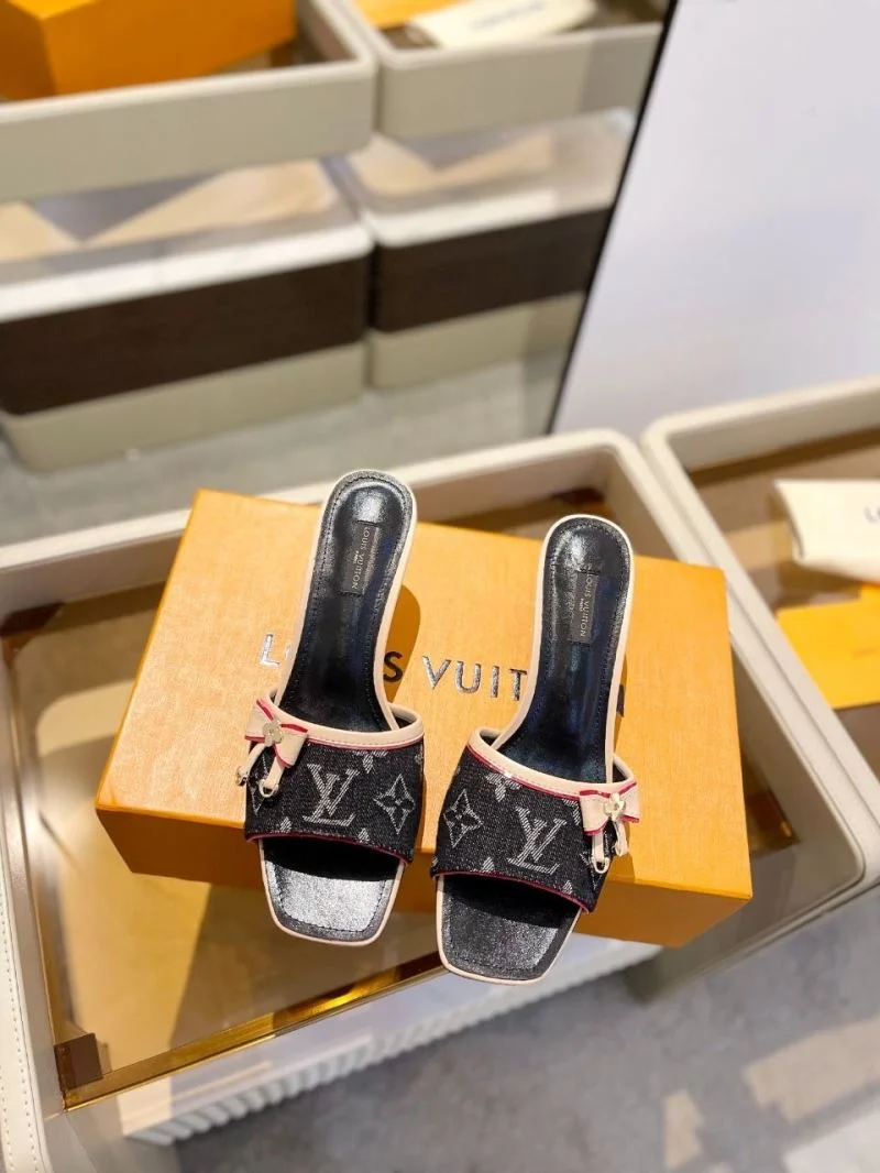 Louis Vuitton Slippers Attractive 33293