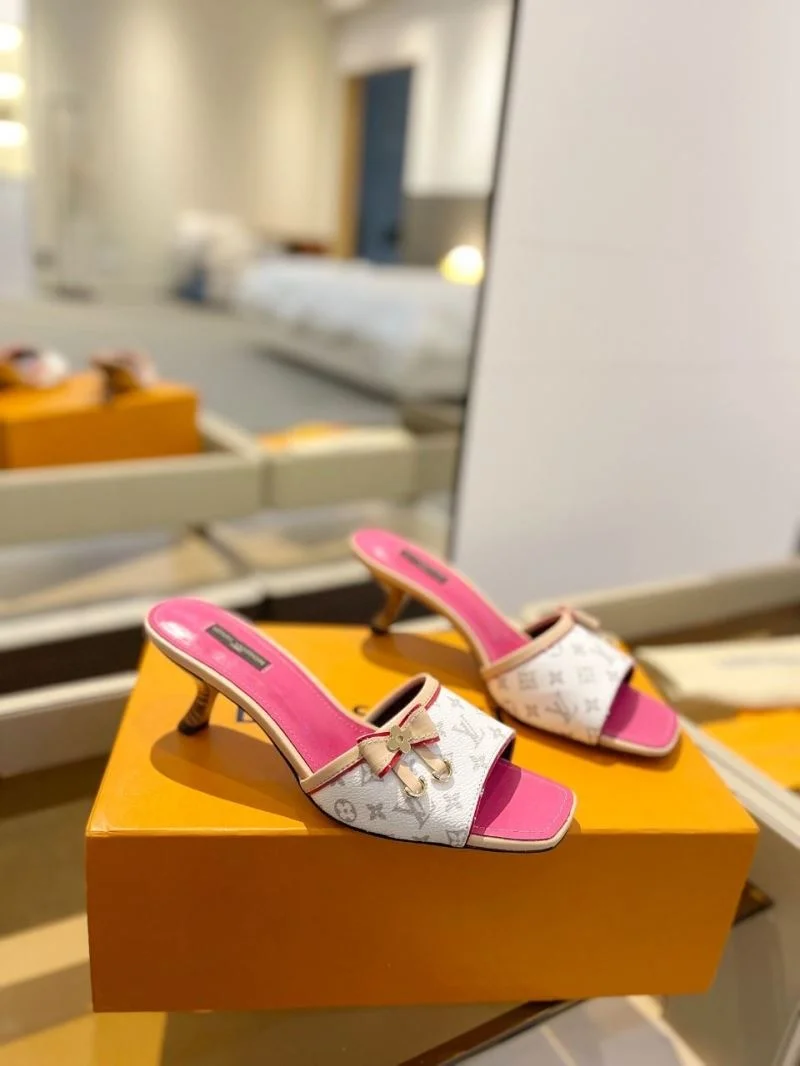 Resilient Louis Vuitton Slippers 33280