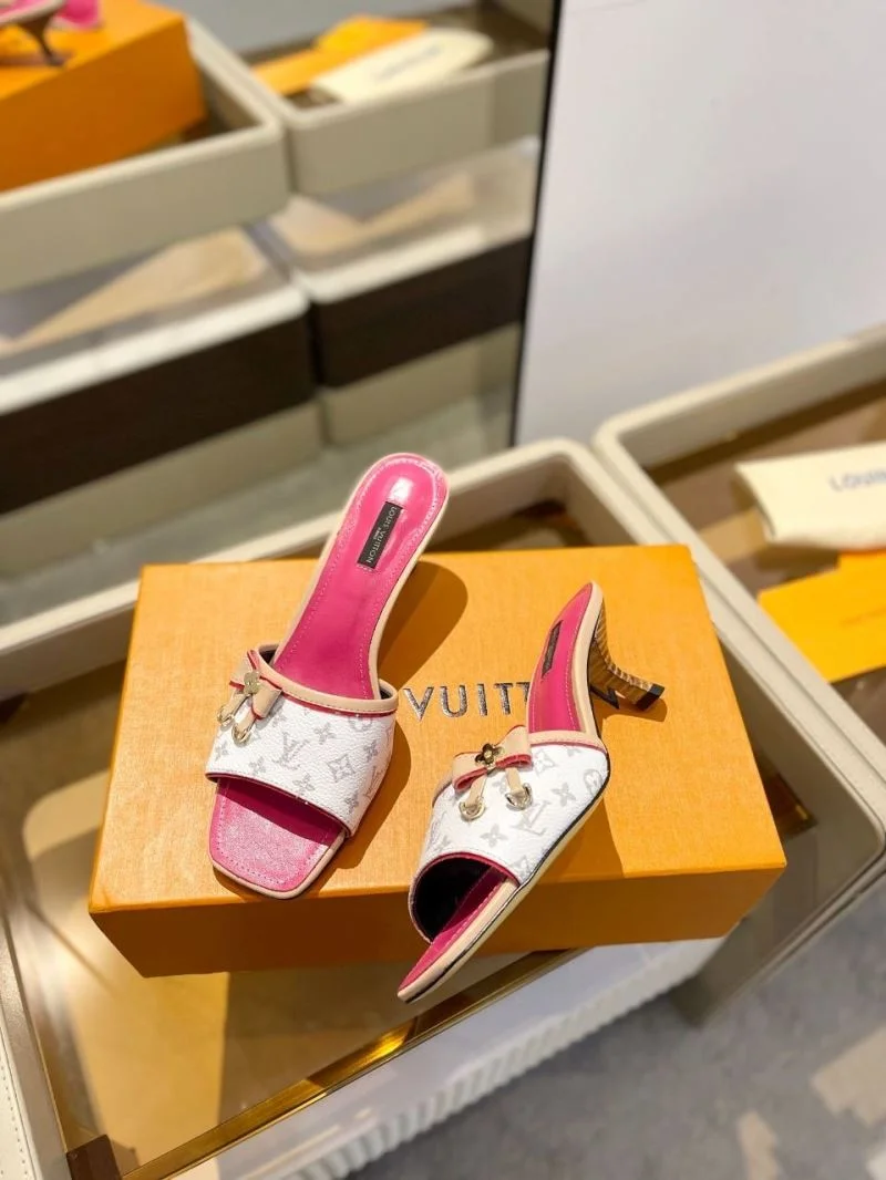 Resilient Louis Vuitton Slippers 33280