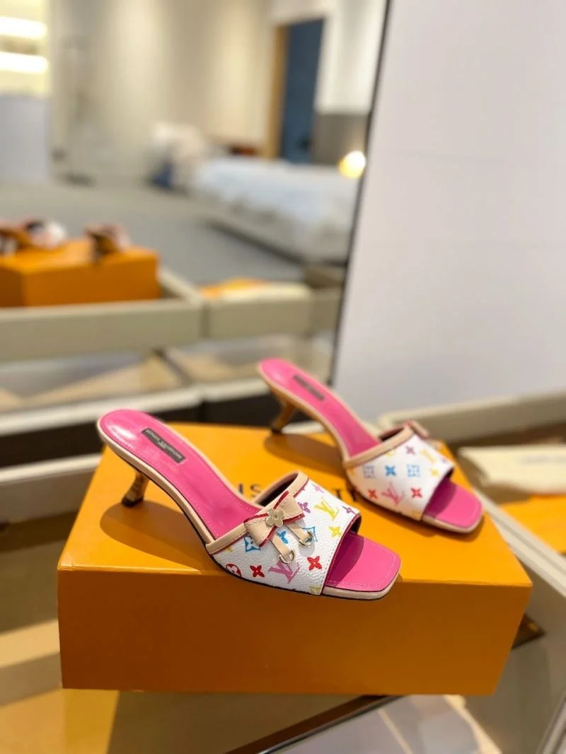 Refined Louis Vuitton Slippers 33278
