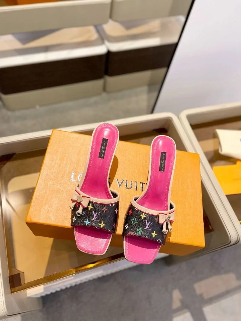 Timeless Louis Vuitton Slippers 33276