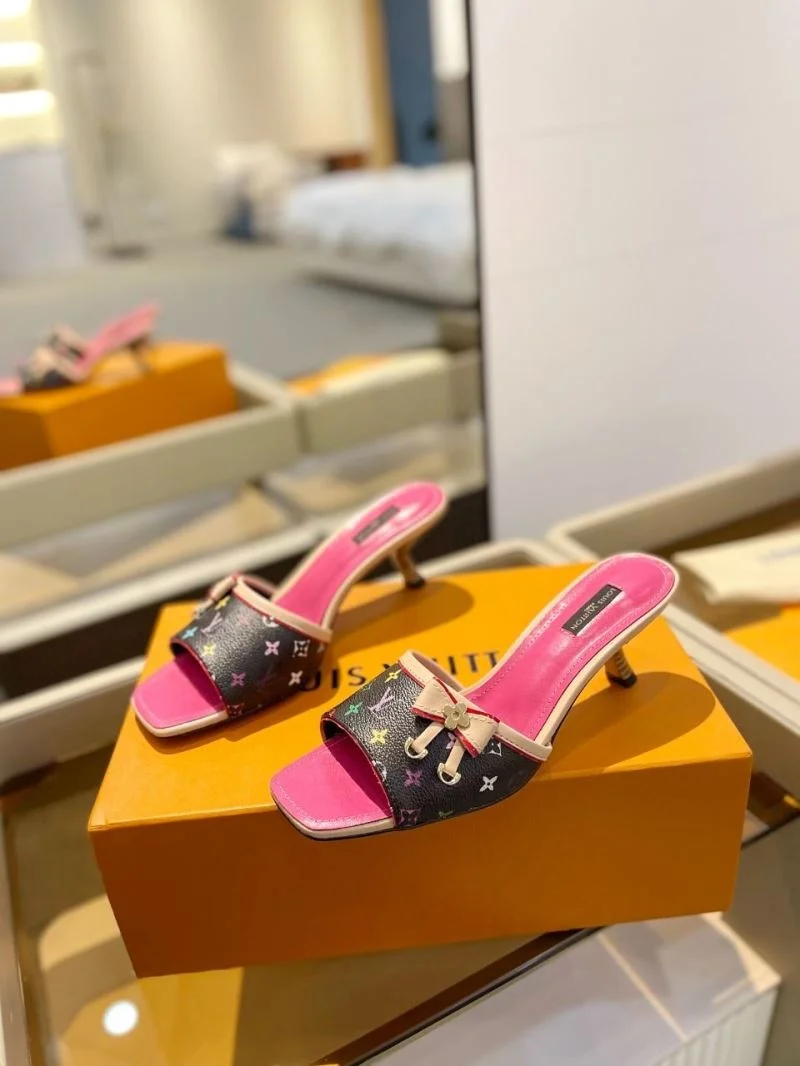 Timeless Louis Vuitton Slippers 33276