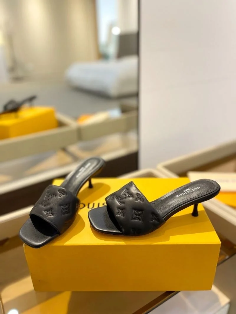 NewStyle Louis Vuitton Slippers 33274