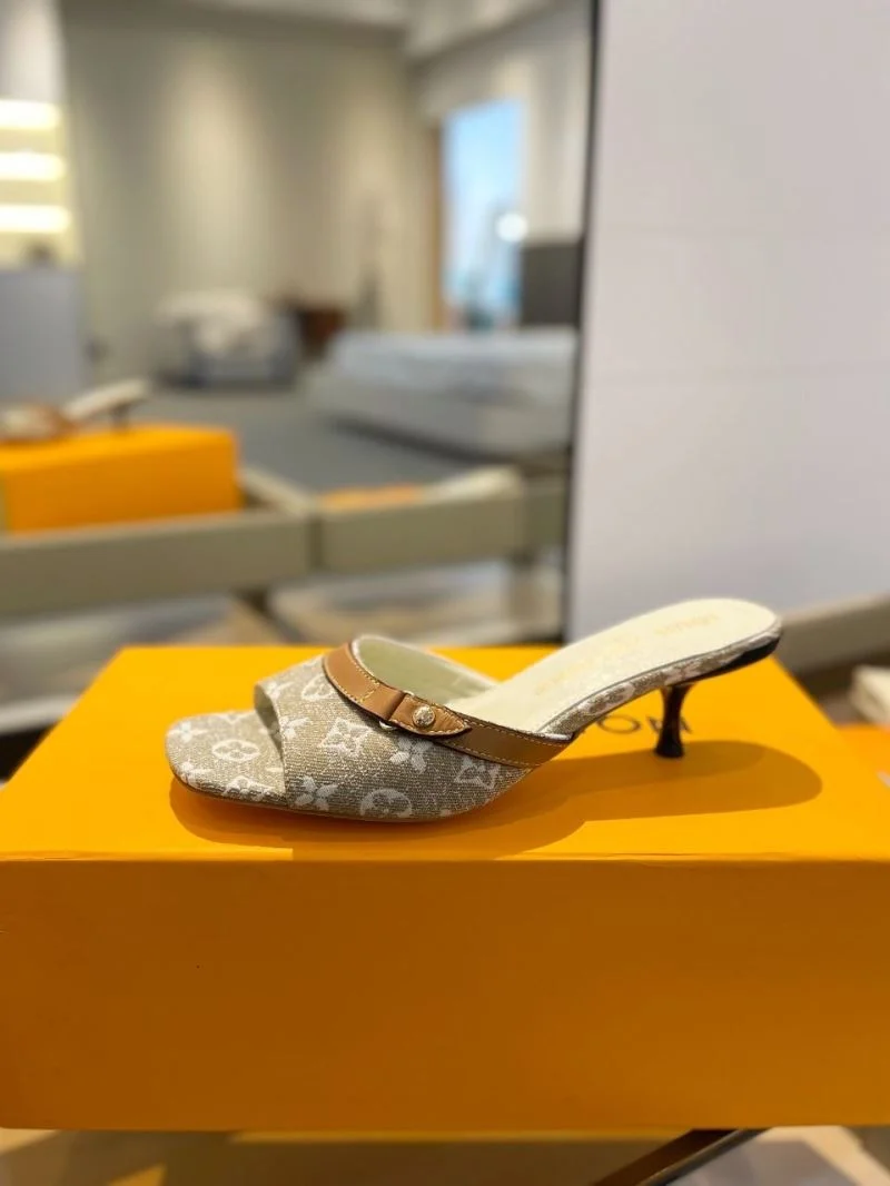 Sophisticated Louis Vuitton Slippers 33273